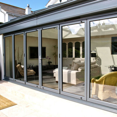 स्विंग एंड स्लाइड ग्लास डोर विंडो होम फ्रेमलेस ग्लास फोल्डिंग डोर ध्वनि इन्सुलेशन 3 मिमी-12 मिमी टेम्पर्ड ग्लास डोर आकार पर कटौती